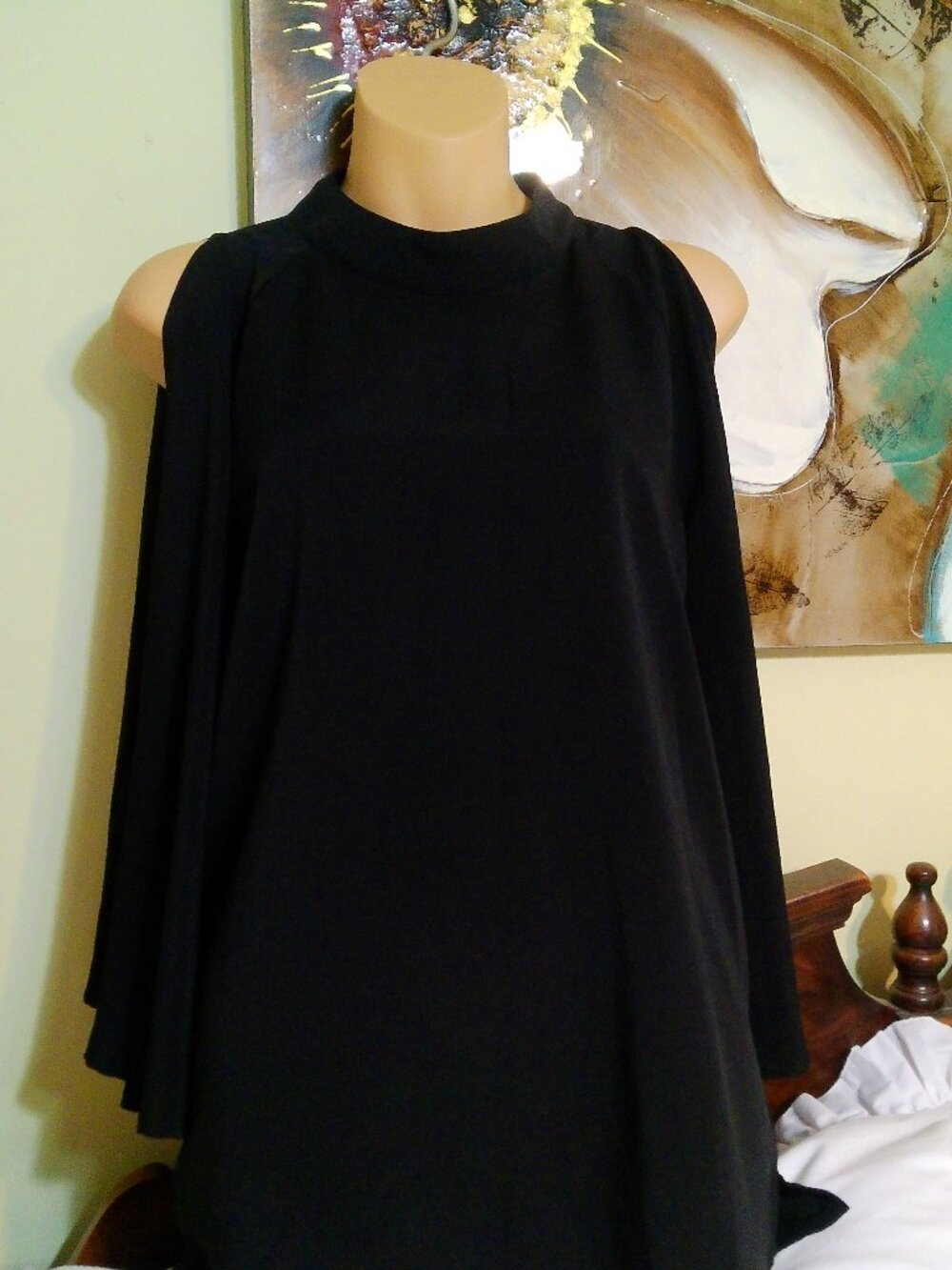 JODIFL BLACK BLOUSE WITH WIDE SLEEVES SIZE SMALL GOOD CONDITION